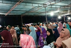 Di Bawah Gerimis, Dzikir Malam Tahun Baru di Ipuh Menggelegar