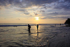 Pesona Keindahan Pantai Alai, memberikan Keindahan pantai Yang Menakjubkan yang Tak Terlupakan Bagi Pengunjung