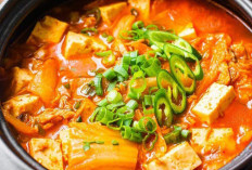 Kimchi Jjigae Lebih dari Sekadar Sup Kimchi, Sebuah Ledakan Rasa Korea