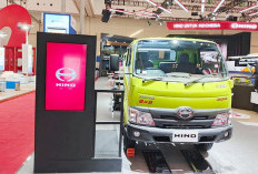 Hino Catatkan 106 SPK, Langsung Diganjar Favorite Commercial Vehicle Truck di GIIAS 2024