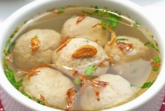 Rahasia Kuah Bakso yang Ngaldu, Segar, dan Aromatik Berikut Resep dan Cara Membuatnya