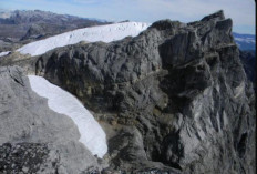 Puncak Sumantri  Menjelajahi Jejak Sejarah, Kearifan Lokal, dan Keindahan Papua