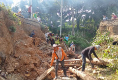 Warga Desa Mundam Marap Turun Goro Rehab Jembatan 