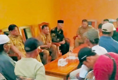 Musyawarah Bahas Nasib Kades Bandar Jaya Diwaranai Kericuhan