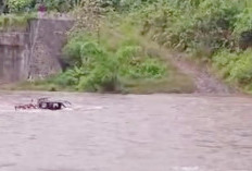 Terulang Lagi, Mobil Hanyut di Sungai Bantal Kiri 