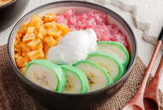 Rahasia Kelezatan Es Pisang Ijo, Lebih dari Sekadar Sajian Segar
