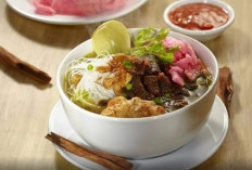Soto Padang, Lebih dari Sekadar Kuah, Sebuah Simfoni Rasa dari Ranah Minang