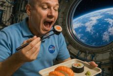 Space Sushi! Viral Foto Astronot NASA Menyantap Sushi di Stasiun Luar Angkasa