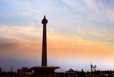 Menjelajahi Monas: Menikmati Pemandangan Jakarta dari Puncak Tugu!