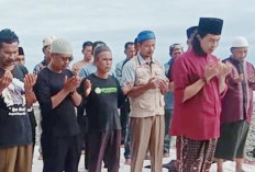 Korban Tenggelam Belum Ditemukan, Gus Huda Pimpinan Salat Ghaib