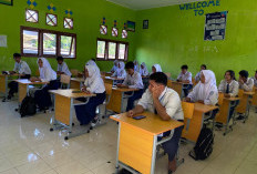 Pelaksanaan UAS Berbasis Smartphone Di SMPN 11 Mukomuko Jaringan Lancar 
