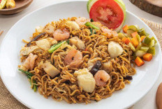 Mie Goreng Seafood: Sensasi Laut di Setiap Gigitan