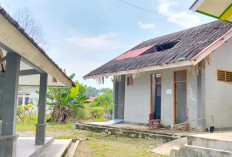 Pagar SMPN 38 Belum Pernah Dibangun