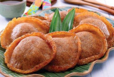 Kue Cucur: Manisnya Tradisi Betawi yang Tak Lekang Waktu