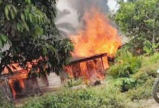 Suasana Lebaran, Dua Unit Rumah Warga Terbakar