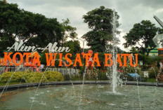 Menikmati Dingin dan Damainya Alun-Alun Batu Malang di Malam Hari  ﻿