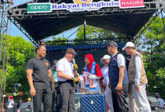 Berkah HUT RB ke 23, Suarni Dapat Hadiah Umroh Persembahan Gubernur  Suaminya Dapat Umroh dari  Dirut RBMG