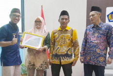 Forum Komunikasi Publik KPPN Mukomuko, MTsN Raih 3 Penghargaan  