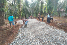 Warga Banjarsari Goro Rehab Jalan ke Makam