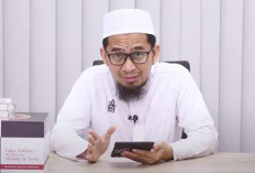 Ustaz Adi Hidayat Kertik Sajadah Empuk, Dapat Mengurangi Kualitas Sujud