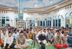 Warga Tunggang Antusias Ikuti Tabligh Akbar Penceramah Buya H. Ristawardi