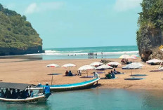 Pesona Alam yang Tersembunyi di Pesisir Gunungkidul, Pantai Baron