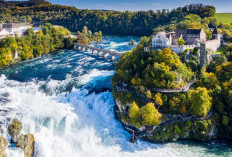 Keajaiban Air Terjun Rhein: Gemuruh Alam di Jantung Swiss