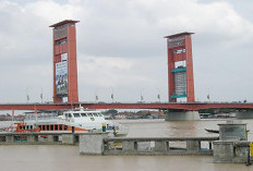 Kisahnya Prahu Bidar, Wisata Sungai Musi Kota Palembang awalnya Merebutkan Dayang Merindu