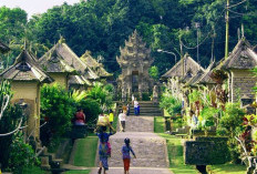 Menjelajahi Keindahan Desa Adat Penglipuran Bali Sambil Menikmati Kesegaran Loloh Cemcem