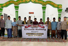 Giliran Warga Padang Gading Tarawih Bersama Kapolsek Sungai Rumbai 
