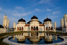 Masjid Baiturrahman, Simbol Keagungan Allah SWT.  dan Sejarah Aceh