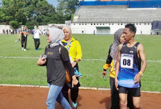 Atlet PWI Mukomuko Peraih Medali Perak Porwanas Ikuti Kompetisi Triathlon UNIB