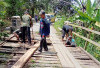 Sering Rusak, Lantai Jembatan Desa Sumber Makmur Diusulkan Permanen