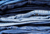 Jeans Favoritmu Pucat? Jangan Dibuang! Kembalikan Warnanya dengan Tips Ini!